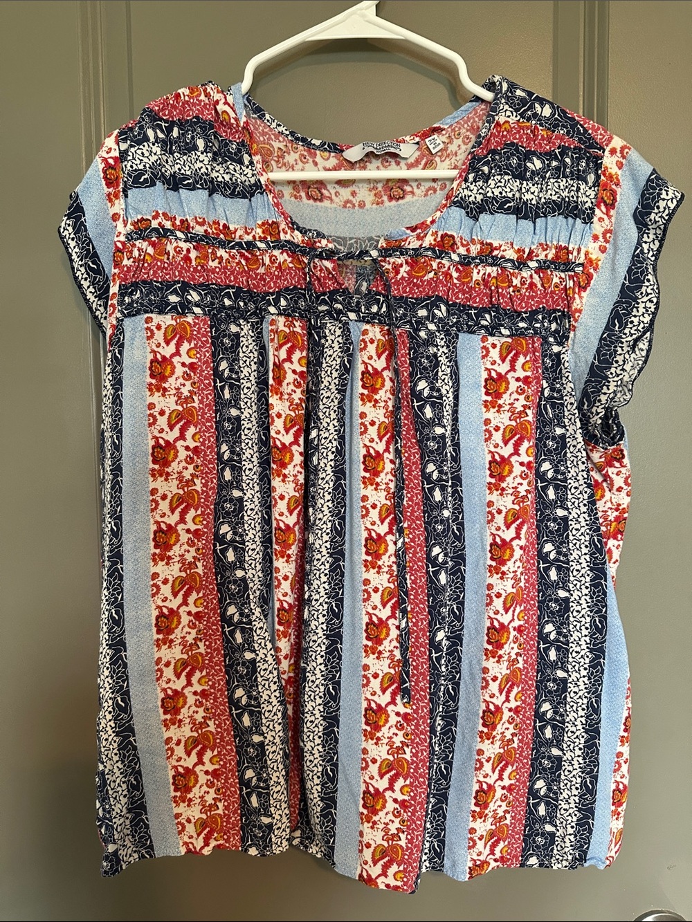 new directions Red, Navy & Light Blue Short-Sleeve Striped Floral Blouse